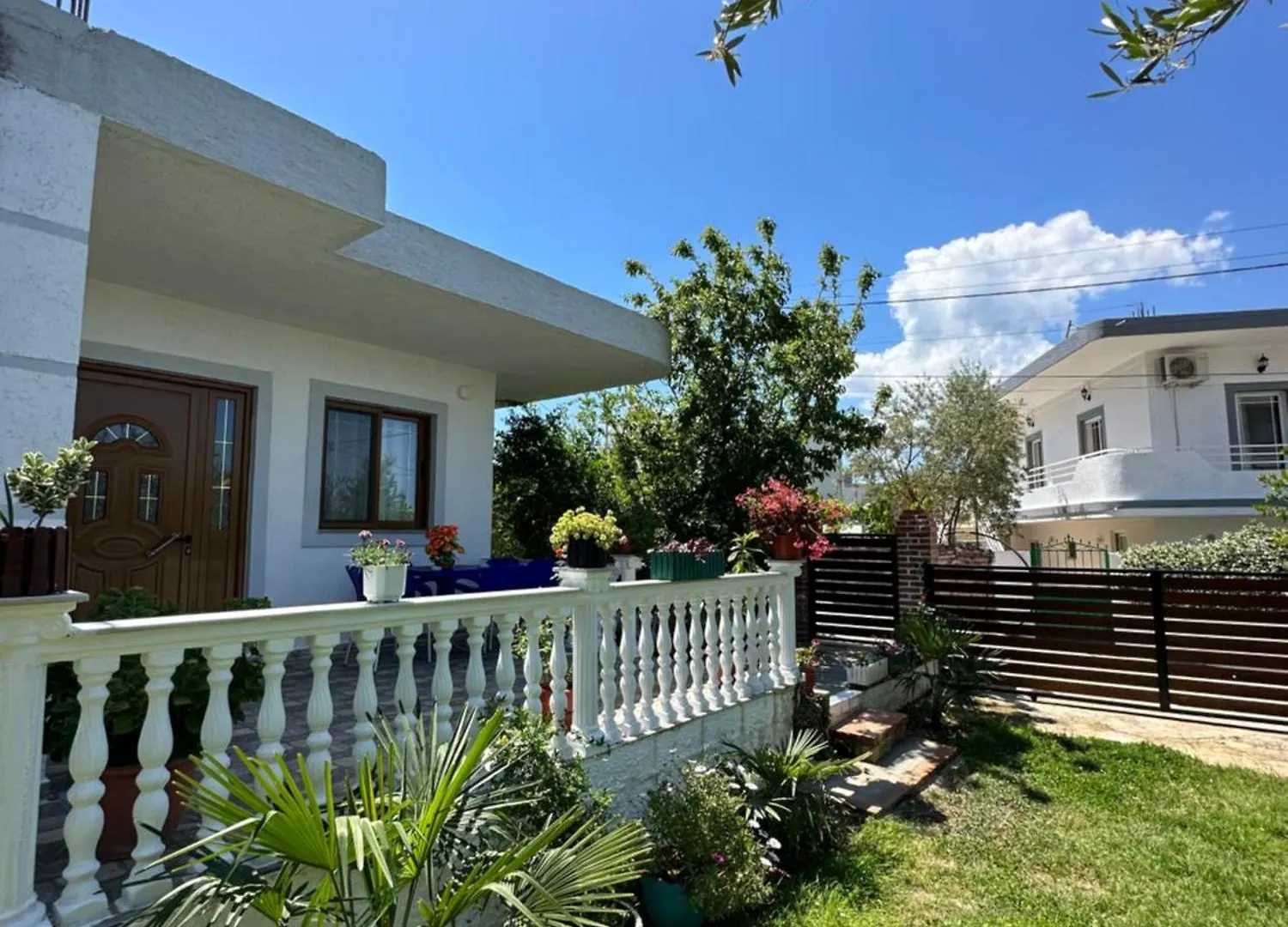 Guesthouse Xhuliano Ksamil 0*,  Albania
